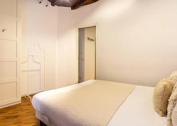 Апартаменты Fiore Center Campo De Fiori Рим